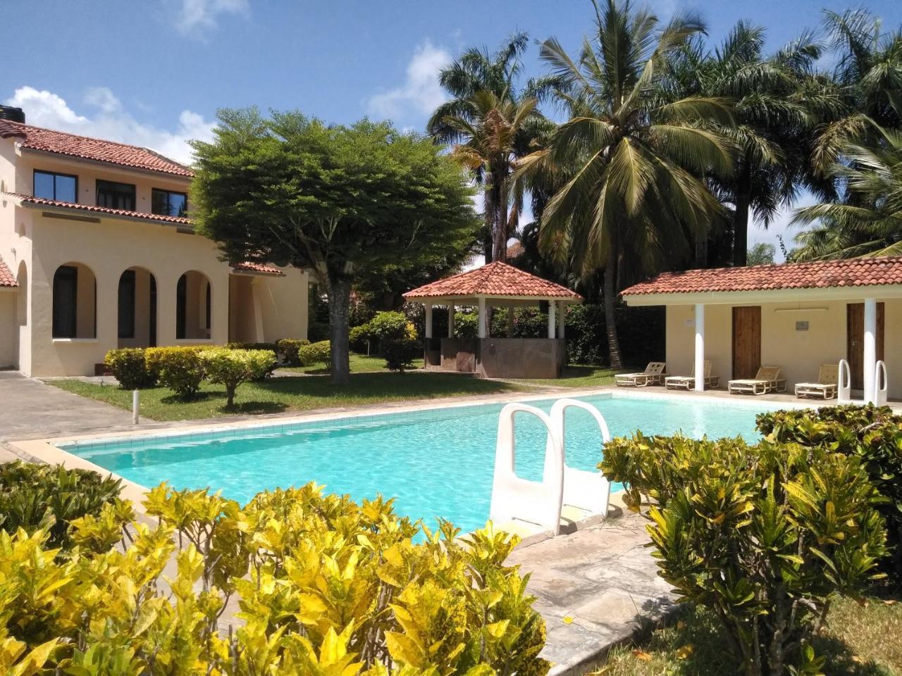 Jua Baharini Bed and Breakfast Μαλίντι Εξωτερικό φωτογραφία