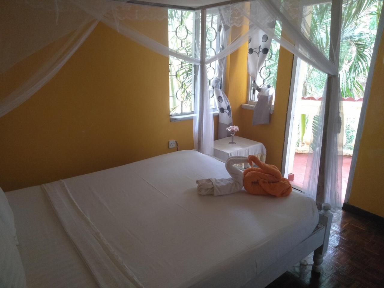 Jua Baharini Bed and Breakfast Μαλίντι Εξωτερικό φωτογραφία