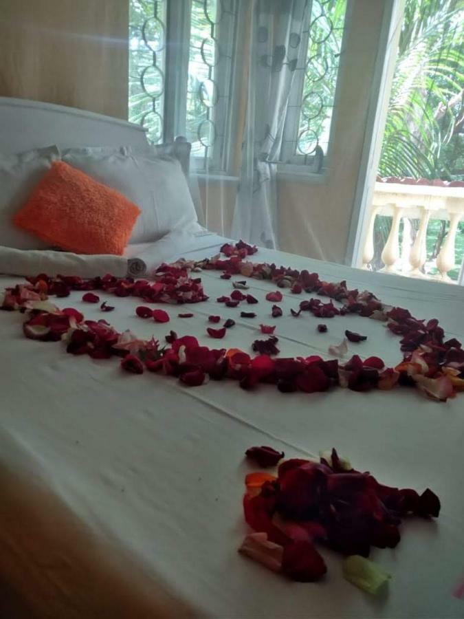 Jua Baharini Bed and Breakfast Μαλίντι Εξωτερικό φωτογραφία